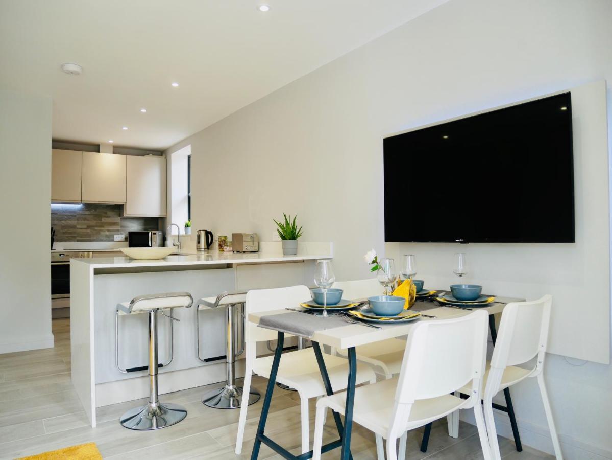 Beautiful Alumpointe Apartment - 400M To The Beach Bournemouth Esterno foto